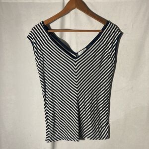 CARMEN Carmen Marc Valvo white blue striped v-neck top M